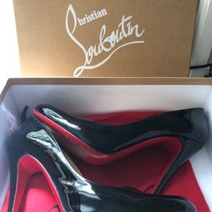 Christian Louboutin Decolette 38.5 Black Heel